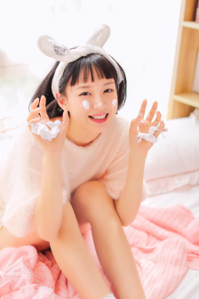 潮湿的心李艳秋